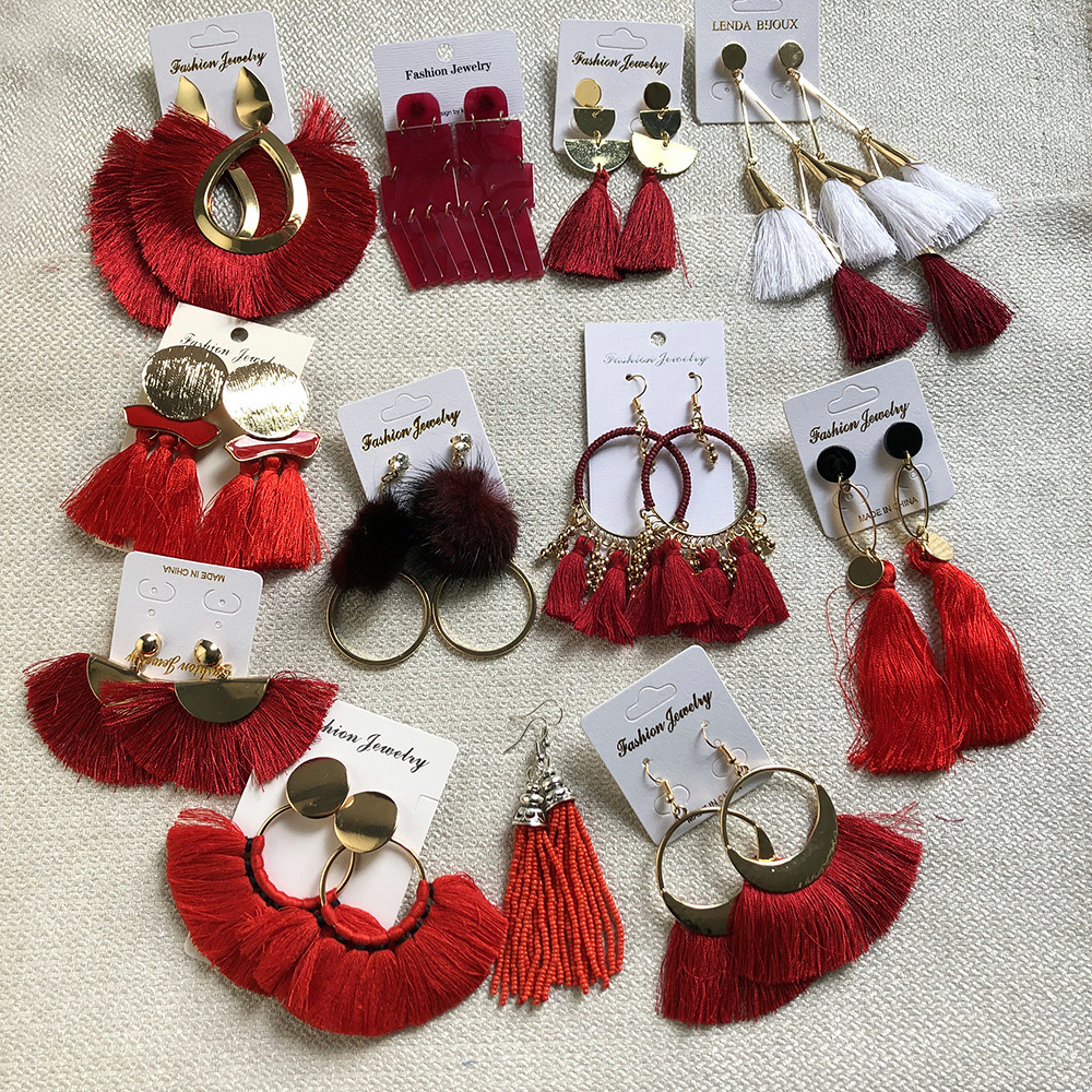 Color Protection Anti-allergy mixed exaggerated red earrings long tassel multi-element bohemian earrings Youfei accessories
Color Protection Anti-allergy mixed exaggerated red earrings long tassel multi-element bohemian earrings Youfei accessories