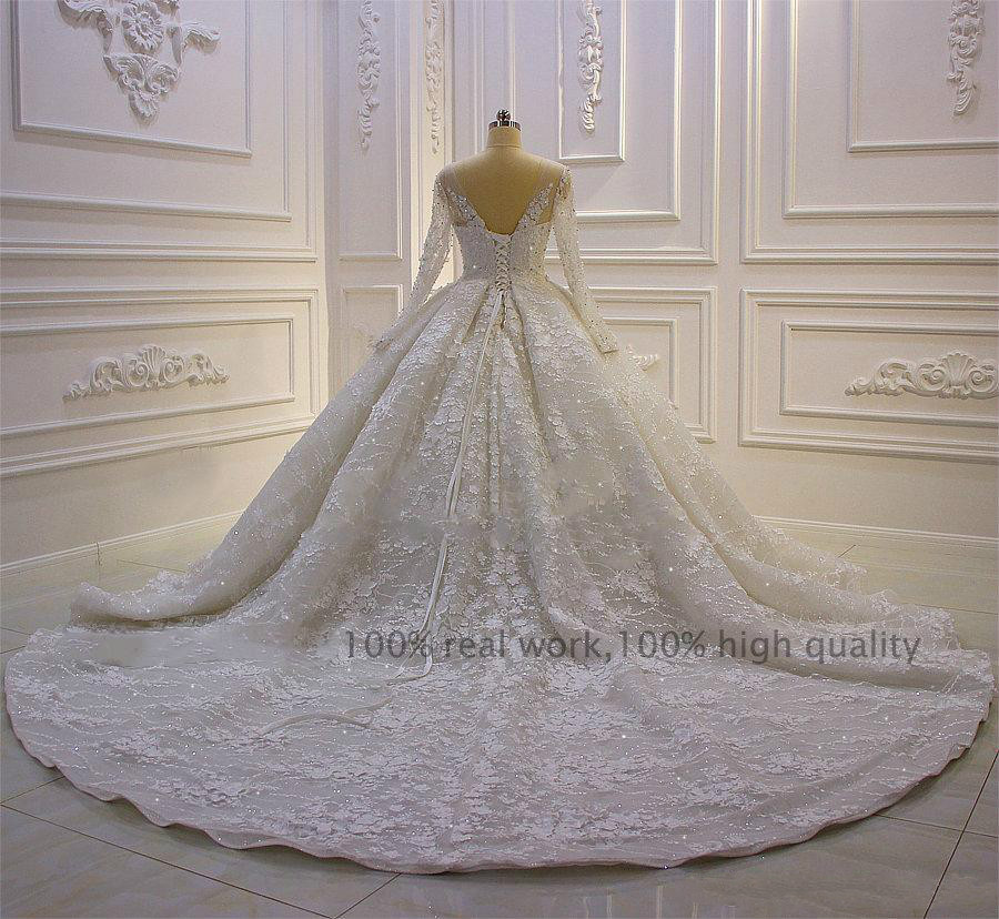 2020 Gorgeous Lace Ball Gown Wedding Dresses Jewel Neck Beaded Appliqued Long Sleeve Bridal Gowns Vintage Plus Size robes de soiree