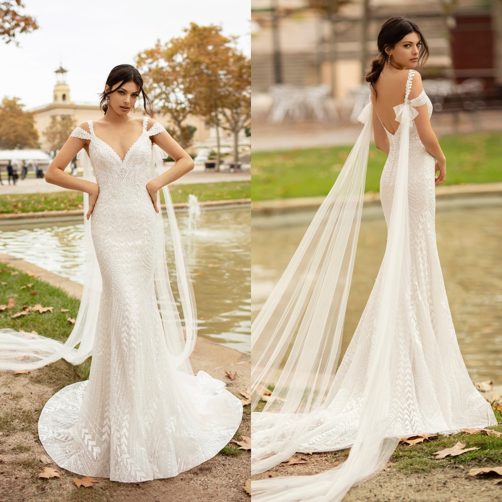2020 Luxury Mermaid Wedding Dresses Off The Shoulder Sweep Train Lace Appliqued Beach Wedding Dress Custom Made Robes De Mariée