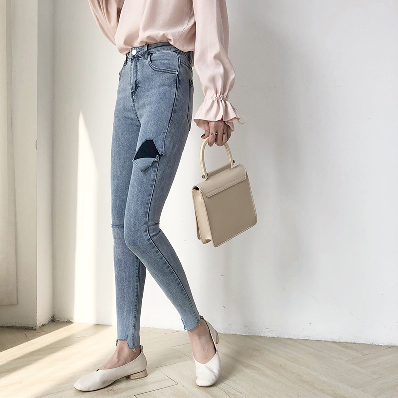 2019 Best selling explosions spring high waist jeans ins wind female tight elegant feet thin nine pants, The picture color
2019 Best selling explosions spring high waist jeans ins wind female tight elegant feet thin nine pants, The picture color