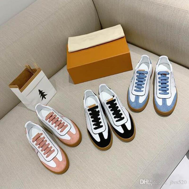 Men Casual shoes women Travel 100% leather lace-up sneaker fashion lady designer Running Trainers Letters woman shoe Flat Printed gym sneakers Large size 36-----45 With box, Pink
Men Casual shoes women Travel 100% leather lace-up sneaker fashion lady designer Running Trainers Letters woman shoe Flat Printed gym sneakers Large size 36-----45 With box, Pink