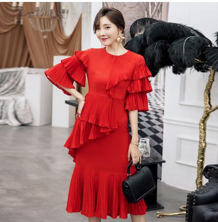 Autumn Women Dresses 2020 Fashion Red Ruffles Dress Solid Casual O-neck Flare Short Sleeve Chiffon Pleated Empire Slim Midi Length Dress, Black;gray
Autumn Women Dresses 2020 Fashion Red Ruffles Dress Solid Casual O-neck Flare Short Sleeve Chiffon Pleated Empire Slim Midi Length Dress, Black;gray