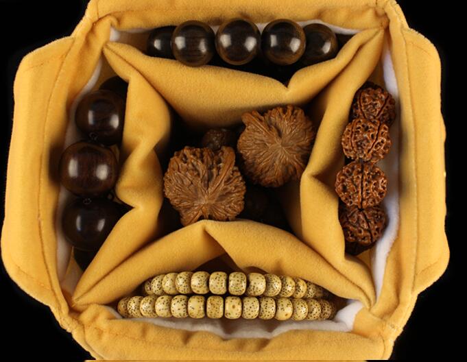 portable portable jewelry pouches bracelet bag blessing head ornament gift drawstring band opening storage tray bead buddha bag d041
portable portable jewelry pouches bracelet bag blessing head ornament gift drawstring band opening storage tray bead buddha bag d041