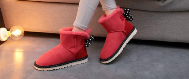 2020 Hot Sell CLASSIC DESIGN BOW SHORT BABY BOY GIRL KIDS BOW-TIE with Diamond Model SNOW BOOTS FUR INTEGRATED KEEP WARM BOOTS, Choose photo color
2020 Hot Sell CLASSIC DESIGN BOW SHORT BABY BOY GIRL KIDS BOW-TIE with Diamond Model SNOW BOOTS FUR INTEGRATED KEEP WARM BOOTS, Choose photo color