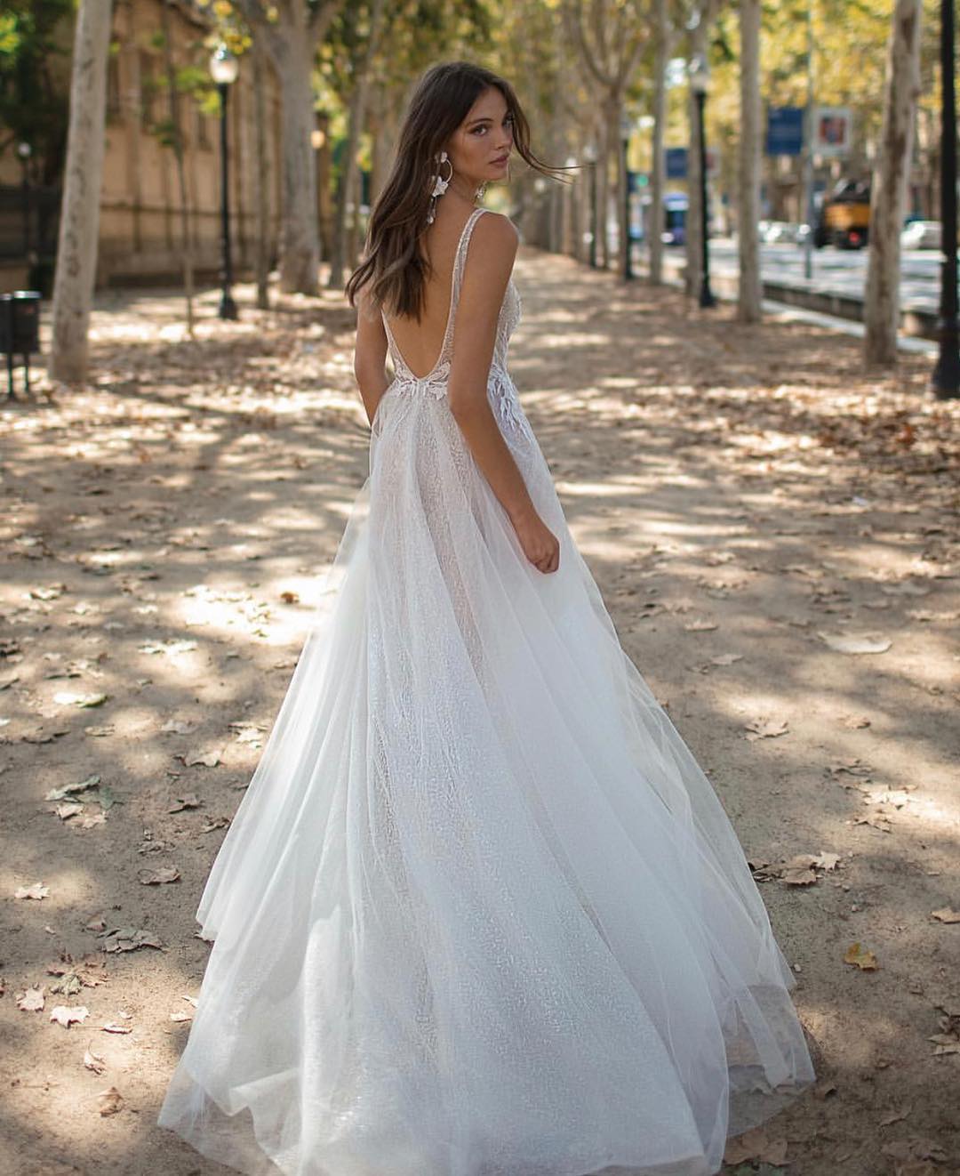 Sale Hot Berta Lace Backless Beach Wedding Dresses Deep V Neck A E Bridal Gowns Tulle Sweep Train Robe De Mari E