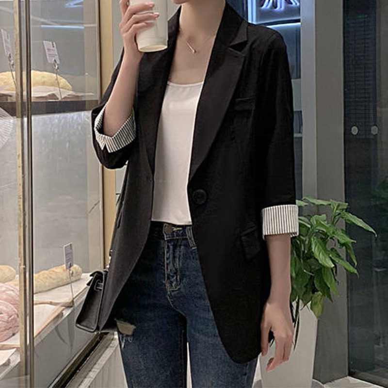 2020 Women Solid Color Long Blazers Jacket Pleated Sleeve Loose Coat Office Lady Work Style Small Suit Single Button Blazer, White(three quarter)
2020 Women Solid Color Long Blazers Jacket Pleated Sleeve Loose Coat Office Lady Work Style Small Suit Single Button Blazer, White(three quarter)