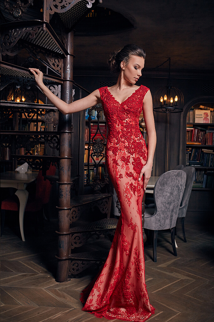 Sexy Mermaid Mukha Prom Dresse V Neck Sleeveless Applique Red Party Dress Sweep Train robes de soirée