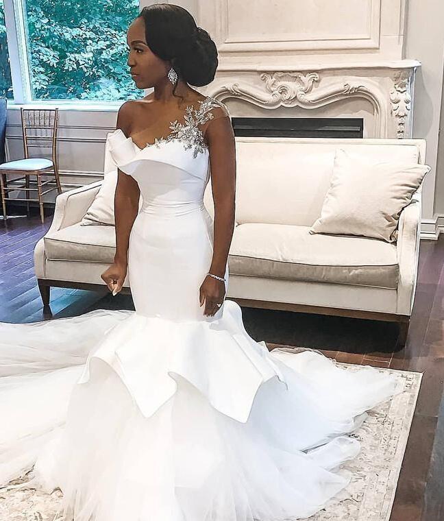 2020 Arabic plus size mermaid wedding dresses beaded applique robes de soirée sheer illusion One Shoulder Wedding Gowns Beaded court Train