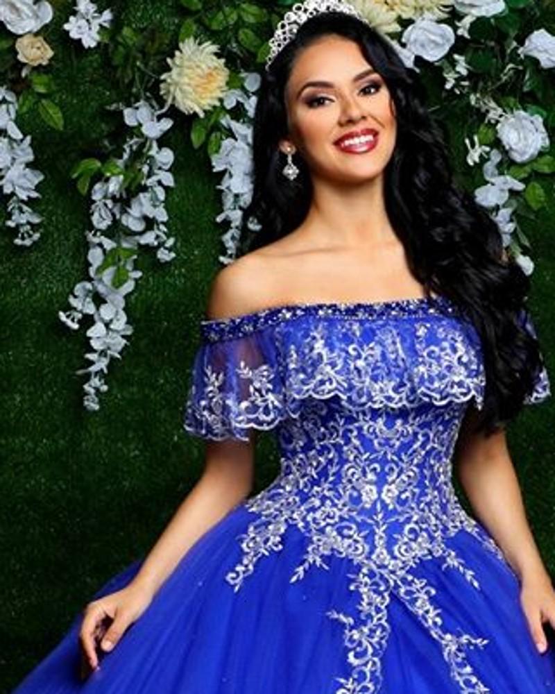 Princess Royal Blue Quinceanera Dresses 2020 Embroidery Off The Shoulder Corset Back Ball Gown Prom Dresses Sweet 16 Dress trajes de gala