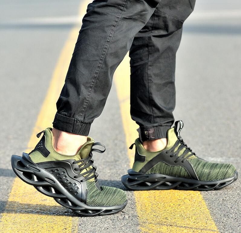 2020 Fashion Breathable Mesh Safety Shoes Men's Lightweight Sneakers Impregnable Steel Toe Soft Anti-Piercing Work Shoes