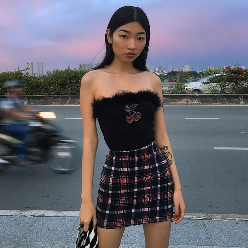 Women Sexy Tube Top Female Slim Fit Wild Rhinestone Tank Tops Ladies Sexy Tight Camisole Vest 2020w, Black
Women Sexy Tube Top Female Slim Fit Wild Rhinestone Tank Tops Ladies Sexy Tight Camisole Vest 2020w, Black