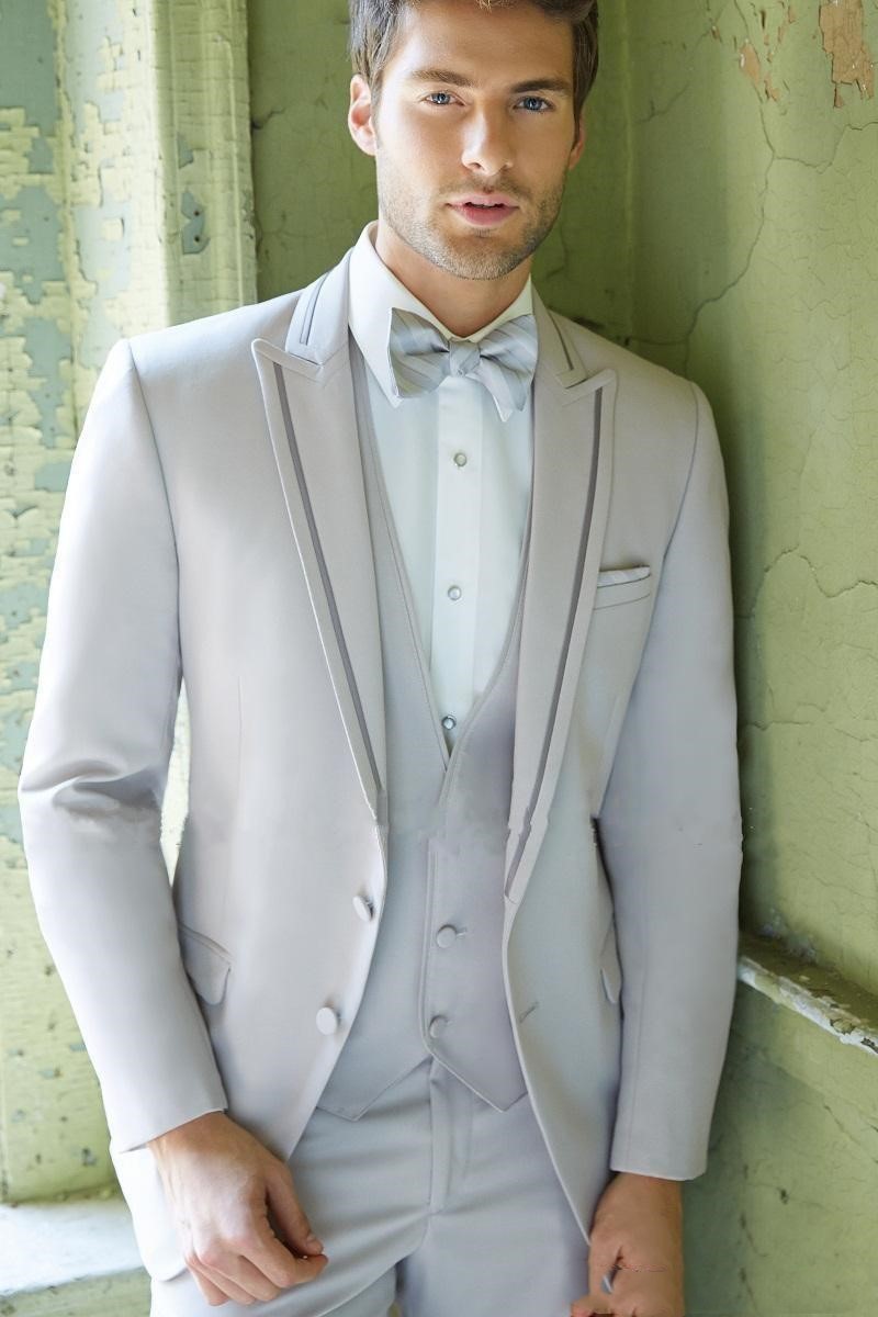 Custom Made tuxedos groom wedding men suits mens wedding suits tuxedo costumes de smoking pour hommes men(Jacket+Pants+Tie+Vest) B89, Same as image
Custom Made tuxedos groom wedding men suits mens wedding suits tuxedo costumes de smoking pour hommes men(Jacket+Pants+Tie+Vest) B89, Same as image