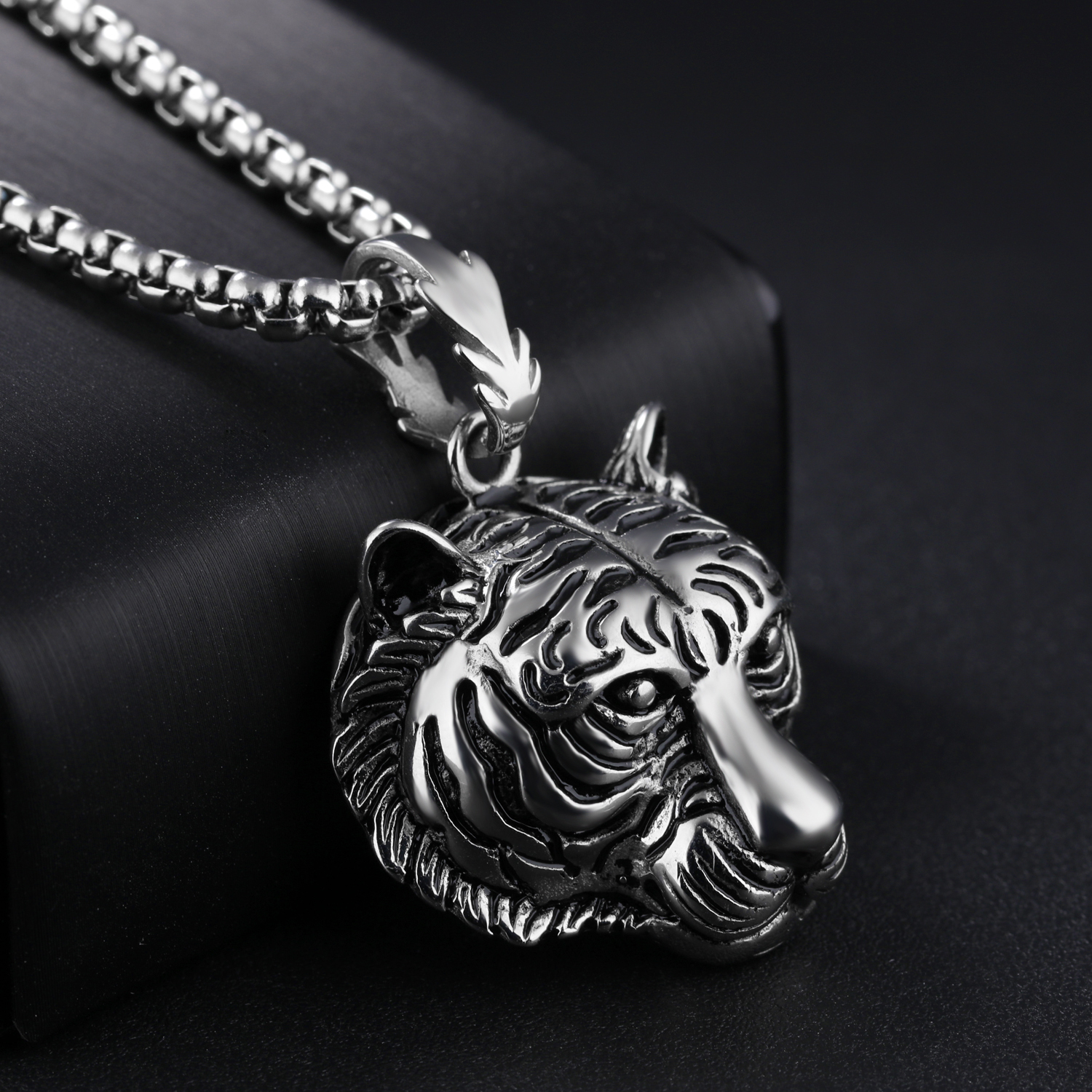 Hip Hop Tiger Head Shape Pendant Necklace 316L Stainless Steel Cool Men Animal Pendants Jewelry Gift