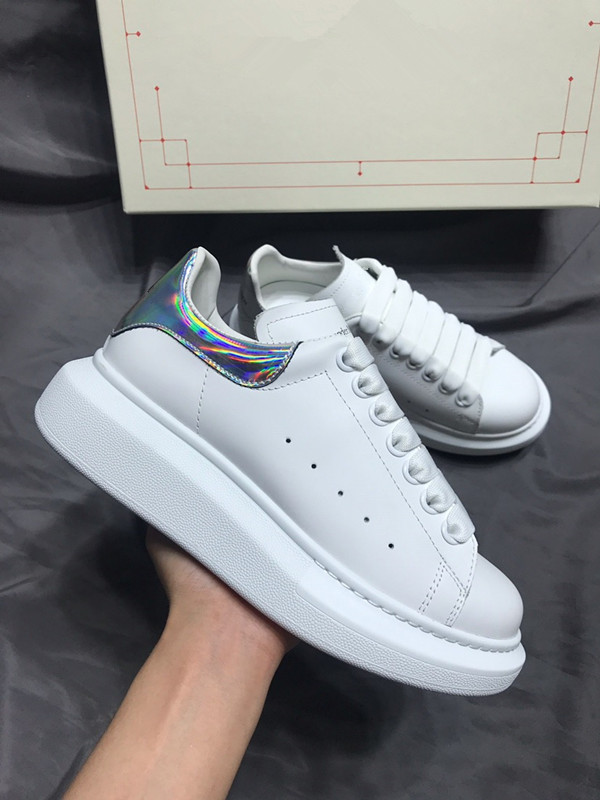 tvalentin op quality ace leather platform shoes women men luxurys designers casual shoes white black red black suede flat sneakers
tvalentin op quality ace leather platform shoes women men luxurys designers casual shoes white black red black suede flat sneakers