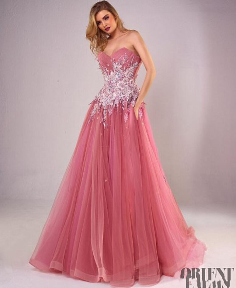 Tony Chaaya 2019 Blush Prom Dresses Sweetheart Beaded Lace Appliqued Tulle A Line Evening Gowns Sweep Train Formal Party Dress