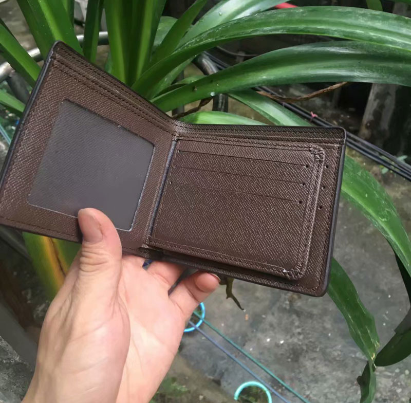 Designer-Mens Brand Wallet free shipping 2019 Men's Leather With Wallets For Men Purse Luxury Designer Brand Men Wallets, Black
Designer-Mens Brand Wallet free shipping 2019 Men's Leather With Wallets For Men Purse Luxury Designer Brand Men Wallets, Black