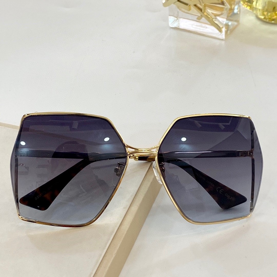New top quality 0817 mens sunglasses men sun glasses women sunglasses fashion style protects eyes Gafas de sol lunettes de soleil with box
New top quality 0817 mens sunglasses men sun glasses women sunglasses fashion style protects eyes Gafas de sol lunettes de soleil with box