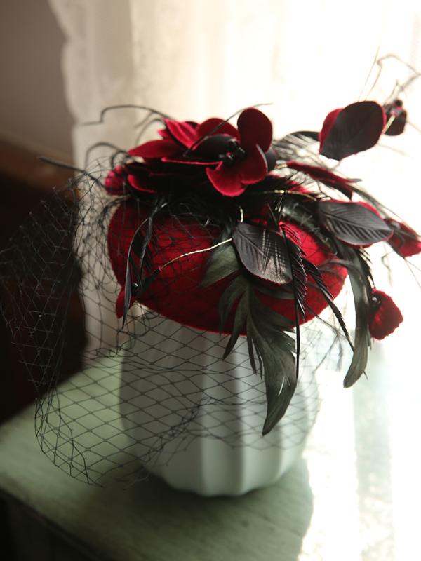 Vitnage England Ladies Party Headwear WIne Red Black Flower Lace Veil Hair Accessories for Bride 2020 Laides Cocktail Headpiece
Vitnage England Ladies Party Headwear WIne Red Black Flower Lace Veil Hair Accessories for Bride 2020 Laides Cocktail Headpiece