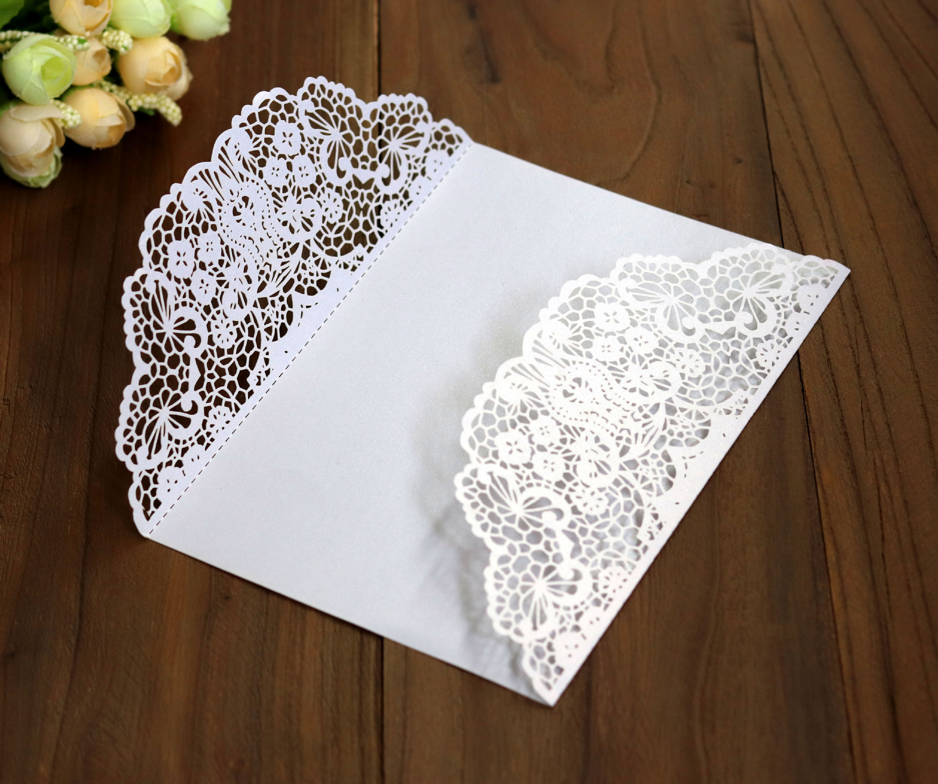 Laser Cut White elegant Pattern West Cowboy Style Vintage Wedding invitations Card Kit Blank Paper Printing Invitation