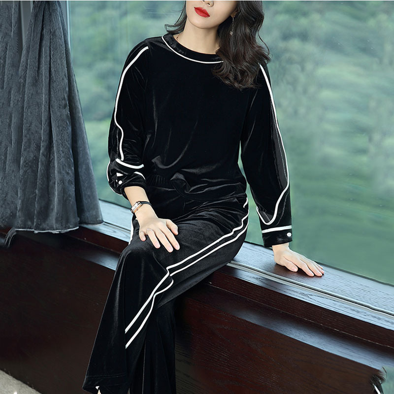 Two Piece Velour Tracksuit Set Women Outfits 2017 Autumn Winter Long Sleeve Striped Wide Leg Pants Pull Over Sweatshirt Female, Black
Two Piece Velour Tracksuit Set Women Outfits 2017 Autumn Winter Long Sleeve Striped Wide Leg Pants Pull Over Sweatshirt Female, Black