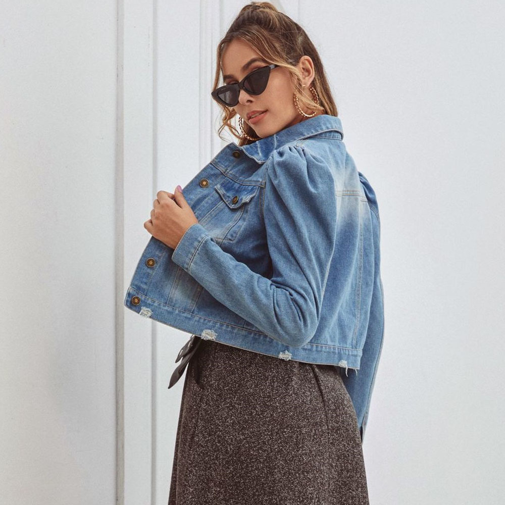 2020 Spring New Puff Sleeve Crop Denim Jackets Women Turn Down Collar Buttons Frayed Ripped Hole Jean Coat Pockets Bomber Jacket T200111