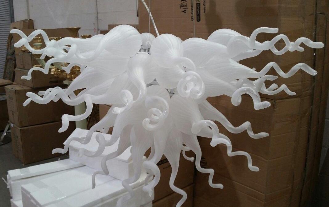 Lamps Creative Design Frosted White Wedding Decor Customer Mder Handicraft Art Blown Glass Chandelier LED Chandeliers Light Fixture
Lamps Creative Design Frosted White Wedding Decor Customer Mder Handicraft Art Blown Glass Chandelier LED Chandeliers Light Fixture
