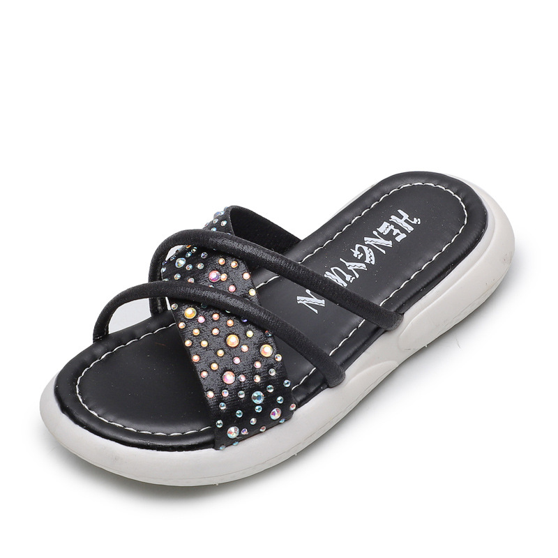 Children's Slippers 2020 Best-selling Summer New Princess Rhinestone Slippers Non-slip Big Kids Beach Shoes Girls' Word Sandals, Black
Children's Slippers 2020 Best-selling Summer New Princess Rhinestone Slippers Non-slip Big Kids Beach Shoes Girls' Word Sandals, Black