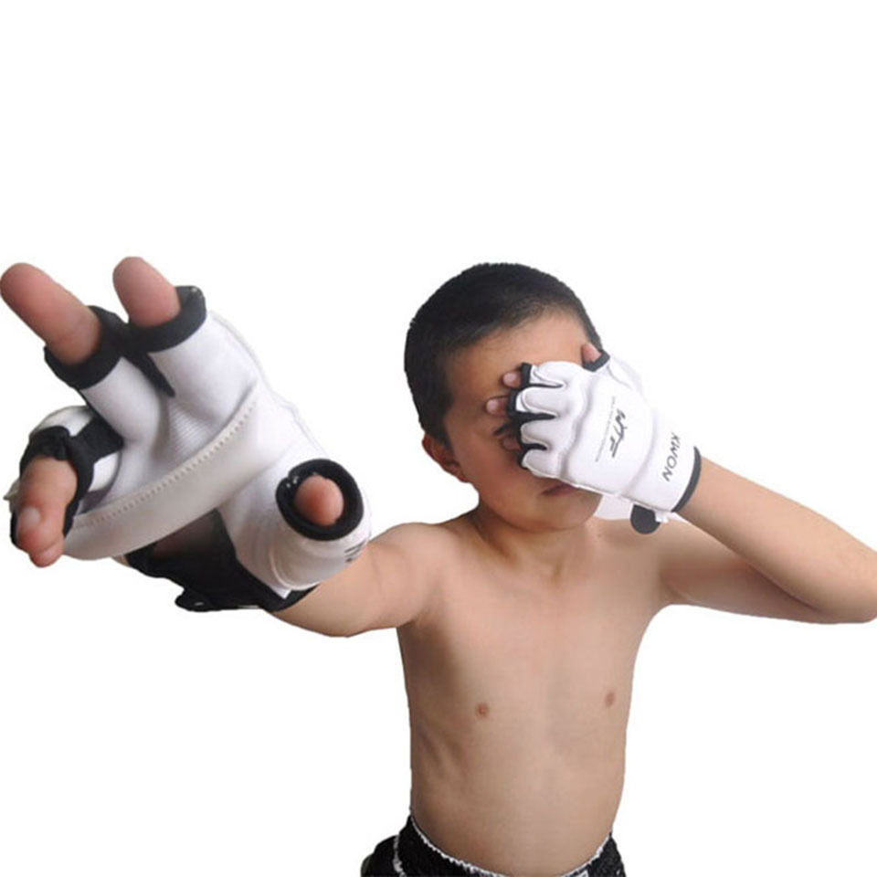 Kids Half Finger Boxing Gloves Mitts Sanda Karate Sandbag Taekwondo Protector Age 3-12