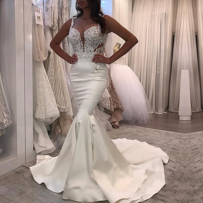 2020 Mermaid Wedding Dresses Plus Size African Sexy Sheer V Neck Lace Applique Beads Sleeveless Satin Court Train Formal Bridal Gowns