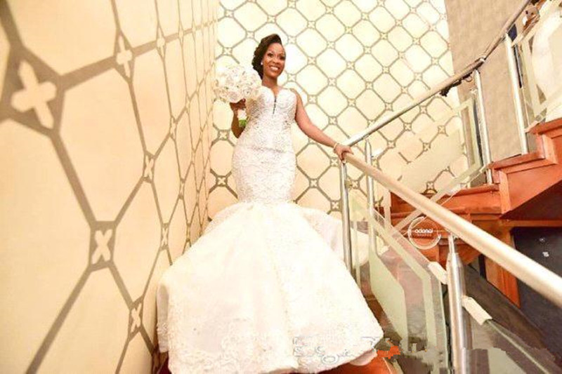 African Arabic Crystals Mermaid Wedding Dresses 2024 Sexy Straps Spaghetti Lace Appliques Sheer Back Plus Size Bridal Gowns Custom Made 91