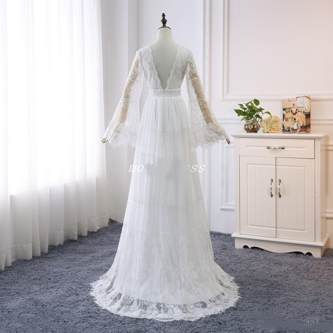 2020 Bohemian Wedding Dresses V Neck Long Sleeve Lace Sweep Train Beach Boho Garden Country Bridal Gowns robe de mariée Plus Size