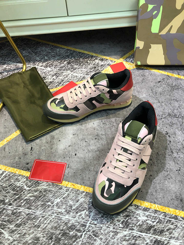 Luxury Designer Brand Mens Women leather sneaker Fashion Casual Mens Dress shoes size 35-45, 01 
Luxury Designer Brand Mens Women leather sneaker Fashion Casual Mens Dress shoes size 35-45, 01