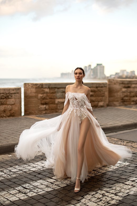 idatorez beach a line wedding dresses off shoulder lace appliques bridal gowns high split backless sweep train wedding dress