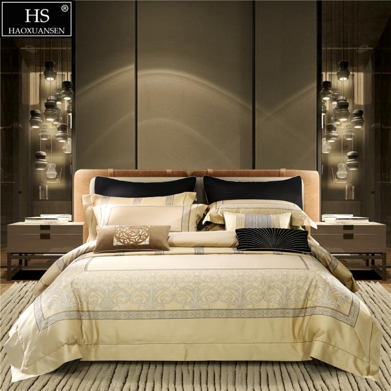 Champagne Fabric Paisley Design 4Pcs Yarn Dyed Jacquard Bedding Sets Bed Linens King Size Duvet Cover Set Pillowcase Bedsheet
Champagne Fabric Paisley Design 4Pcs Yarn Dyed Jacquard Bedding Sets Bed Linens King Size Duvet Cover Set Pillowcase Bedsheet