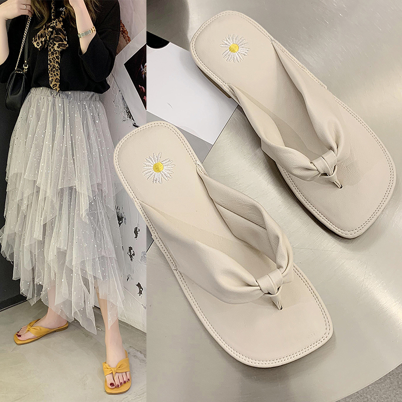 New summer sandals slippers indoor outdoor flip-flops beach shoes sexy fashion casual leather slippers chancla mujer Moccasins, Beige
New summer sandals slippers indoor outdoor flip-flops beach shoes sexy fashion casual leather slippers chancla mujer Moccasins, Beige
