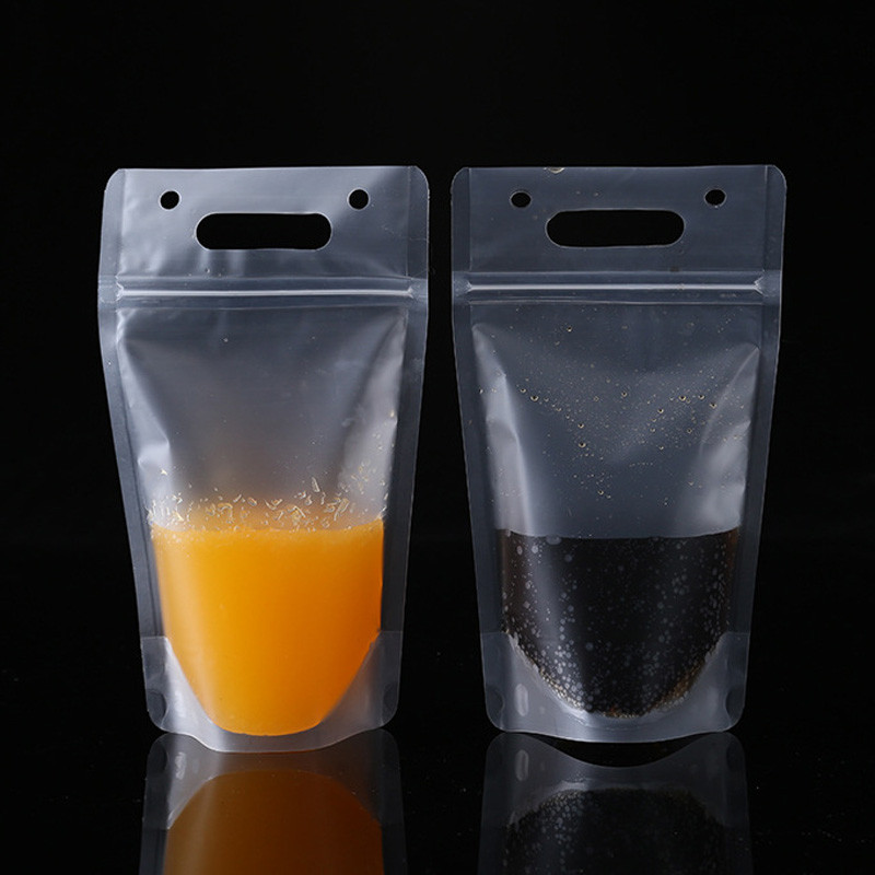 Drinking Juice Plastic Bag Beverage Frosted Bag with Handle Soup Liquid Bag Kitchen Freezing No Straw wholesale LX2899
Drinking Juice Plastic Bag Beverage Frosted Bag with Handle Soup Liquid Bag Kitchen Freezing No Straw wholesale LX2899