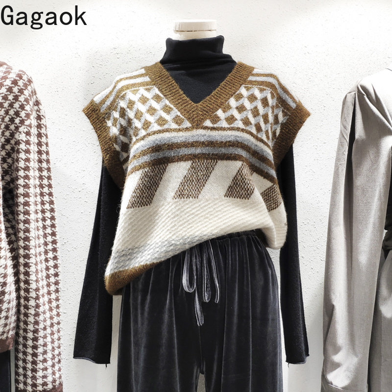 Gagaok Women Indie Folk Knitted Vest Spring Autumn New V-Neck Argyle Short Loose Casual Retro Female Fashion Korean Vests Tops, Blue
Gagaok Women Indie Folk Knitted Vest Spring Autumn New V-Neck Argyle Short Loose Casual Retro Female Fashion Korean Vests Tops, Blue