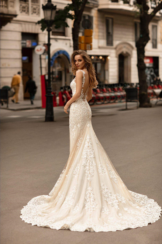 Champagne Ivory Mermaid Wedding Dresses with Cape 2020 Berta Sheer O-neck Lace Applique Covered Back Trumpet Bride Gown Vestidos De Novia