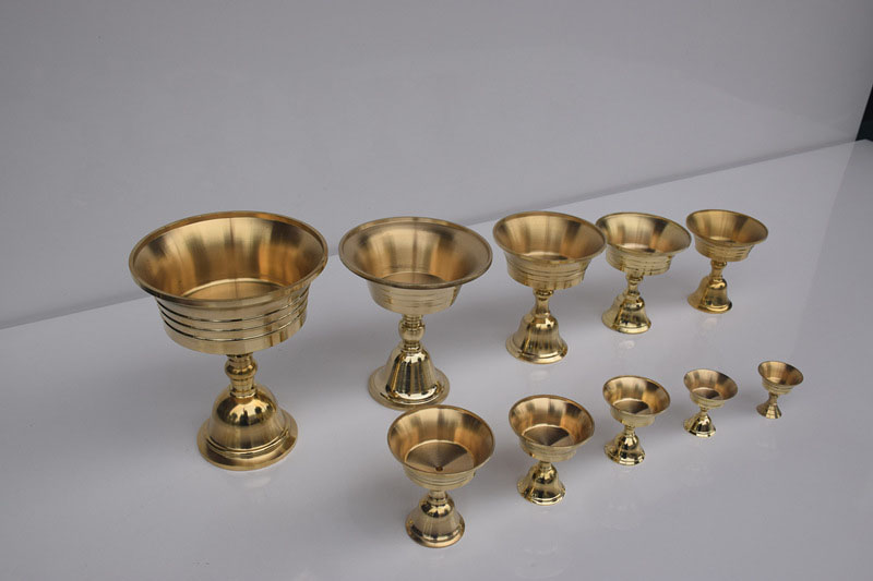 Retro Candle Holder Candelabrum Candlestick Golden Party Beautiful Copper Alloy Collectable Decor Festival Ornament Wholesale ZC0684 H260310