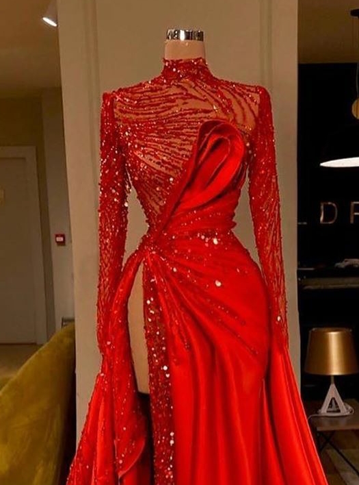 2020 Sparkle Red Evening Dresses Thigh High Slit High Collar Ruched Beading Prom Gowns Sequins Formal robe de soiree