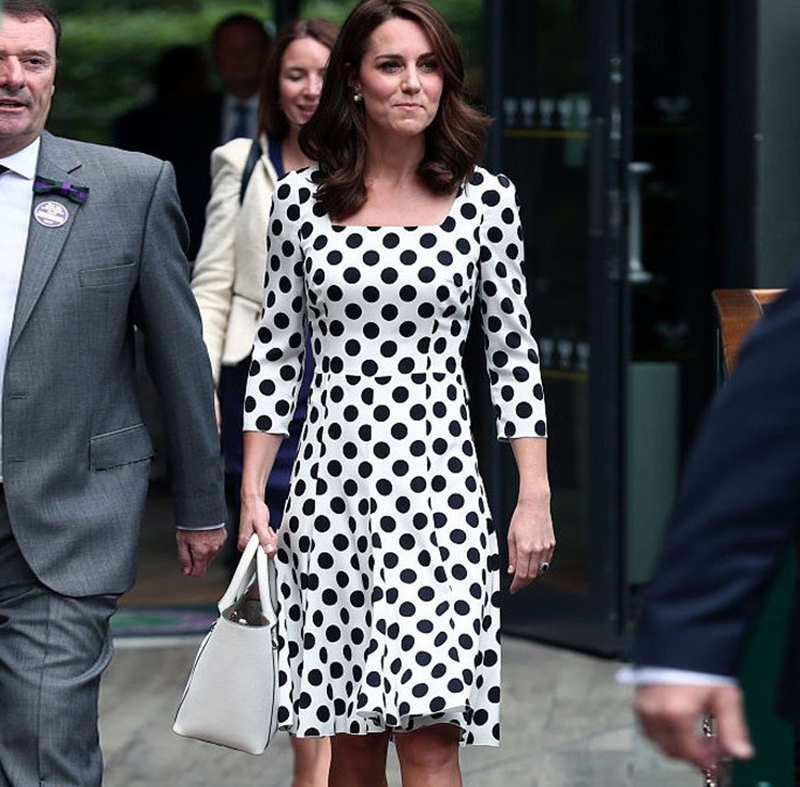 Kate Middleton Polka dot print luxuty women Princess Dress Square collar dresses 1283, Black;pink
Kate Middleton Polka dot print luxuty women Princess Dress Square collar dresses 1283, Black;pink