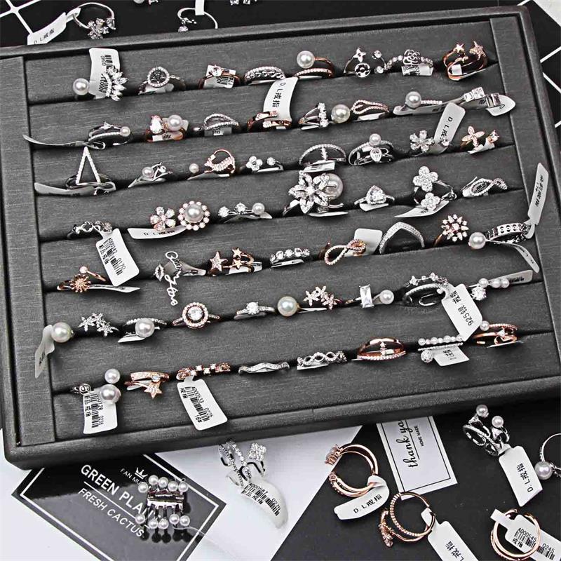 New Rings Korean fashion full diamond simple ring zircon micro inlay ring Crystal Rhinestone Mix Popular Hot Styles Free DHL
New Rings Korean fashion full diamond simple ring zircon micro inlay ring Crystal Rhinestone Mix Popular Hot Styles Free DHL