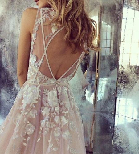 Sexy A-Line Wedding Dresses Pink Tulle Lace Deep V Neck White Applique Beaded Backless Court Train Ruffled robe de mariee vestidos de novia