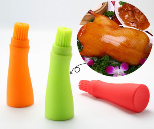 Silicone Oil Bottle with Basting Brush for Barbecue Cooking Oil Heat-resistant New, Random
Silicone Oil Bottle with Basting Brush for Barbecue Cooking Oil Heat-resistant New, Random