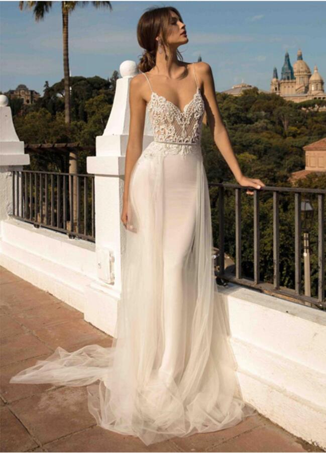 Beach Mermaid Wedding Dresses Spaghetti Strap Tulle Lace Applique OverSkirt Backless Long Wedding Gown Boho Bride Dress 2020