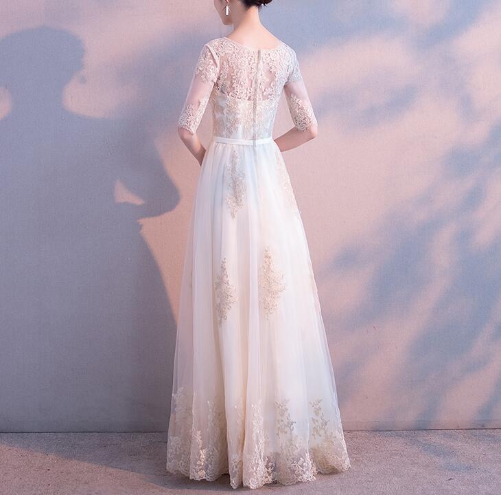 Light Champagne Mother of the Bride Dresses Half Sleeves Zipper Back Floor Length Mother of the bride gowns