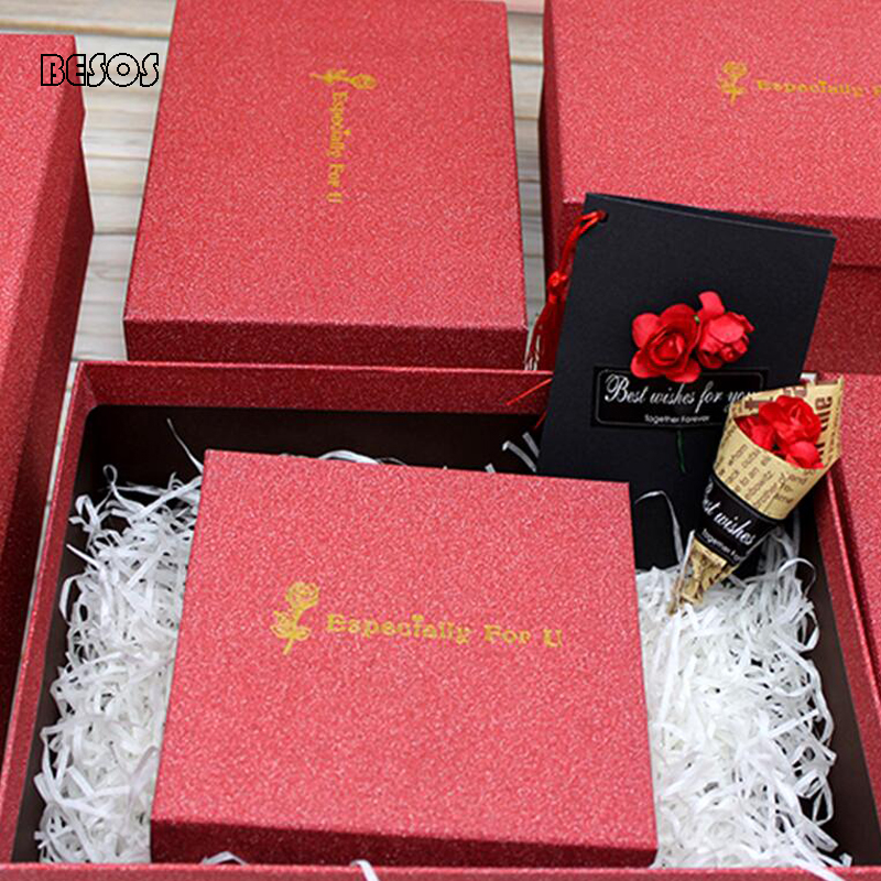 Simple Oblong Gift Box Red Frosted Flash Bronzing Letters Dried Flower Greeting Card Party Perfume Paper Gift Box B308D
Simple Oblong Gift Box Red Frosted Flash Bronzing Letters Dried Flower Greeting Card Party Perfume Paper Gift Box B308D