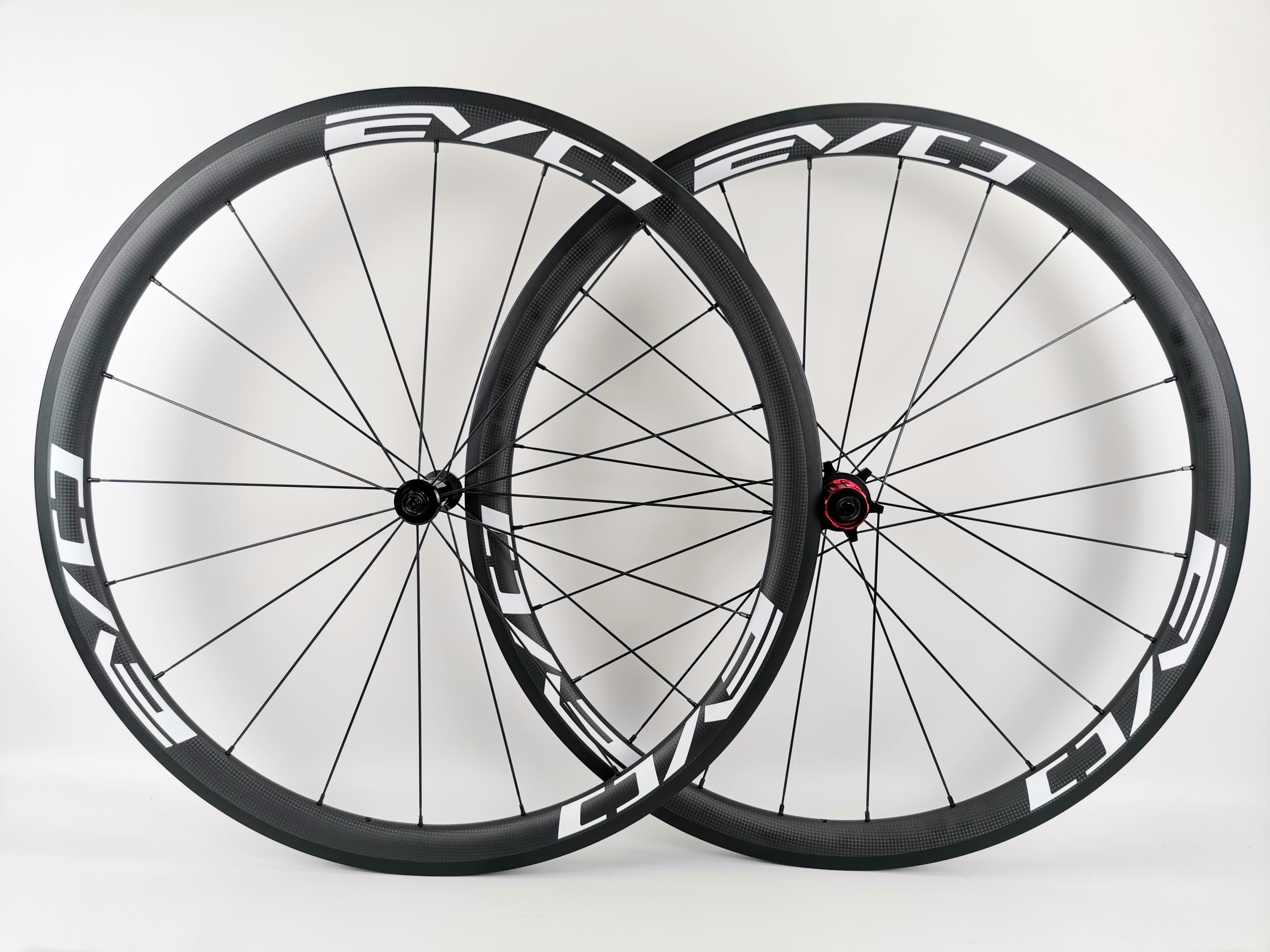 EVO full carbon wheels 38mm depth 25mm width carbon wheelset clincher/tubular road carbon bike wheelset with 3K matte finish
EVO full carbon wheels 38mm depth 25mm width carbon wheelset clincher/tubular road carbon bike wheelset with 3K matte finish