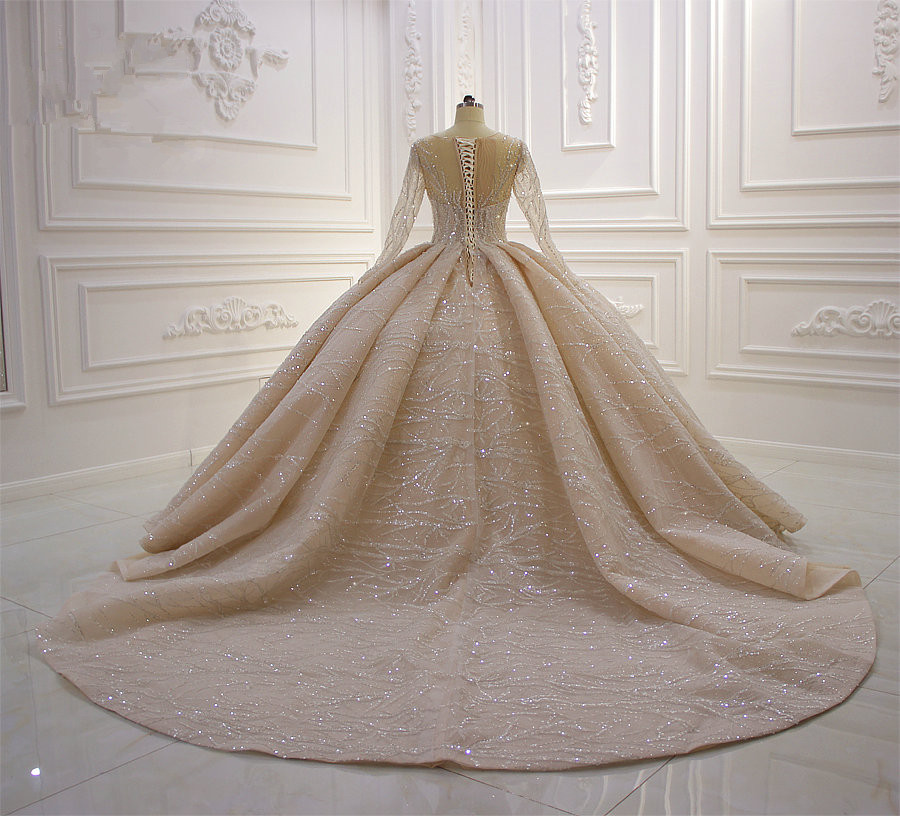 Champagne Shiny Beads Ball Gown Wedding Dresses Jewel Neck Long Sleeves Bridal Dresses Beaded Sequins Plus Size Wedding Gowns
