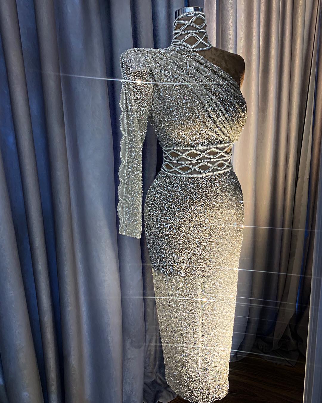 sparkly sexy cheap evening dresses high neck long sleeves sheath prom dresses sequined formal party pageant gowns